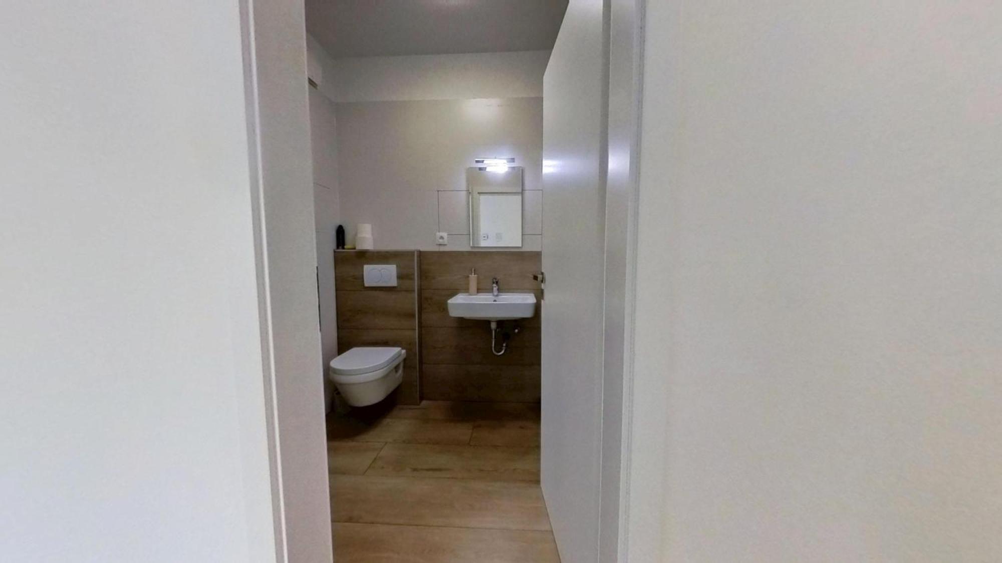 Air-Conditioned 2 Room Apartment, With Terrace, Rovinka, 302 Zewnętrze zdjęcie
